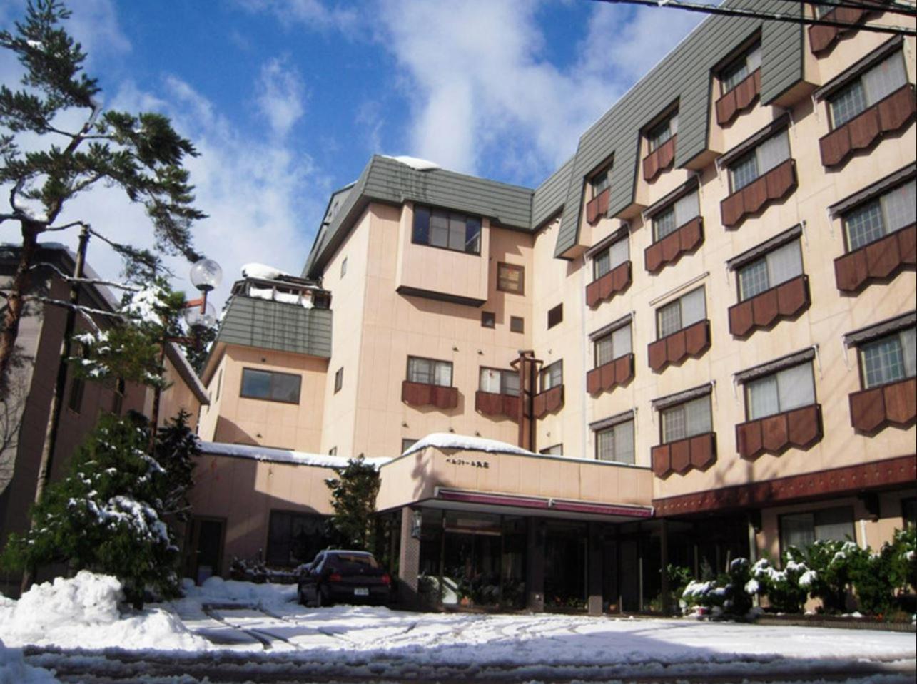 Bergtour Marukita Hotel Hakuba Exterior photo