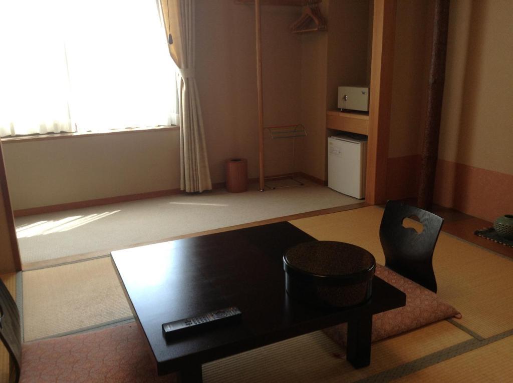 Bergtour Marukita Hotel Hakuba Exterior photo