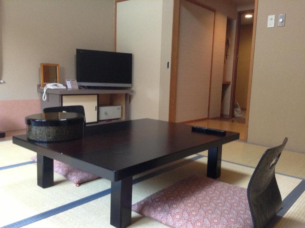 Bergtour Marukita Hotel Hakuba Exterior photo